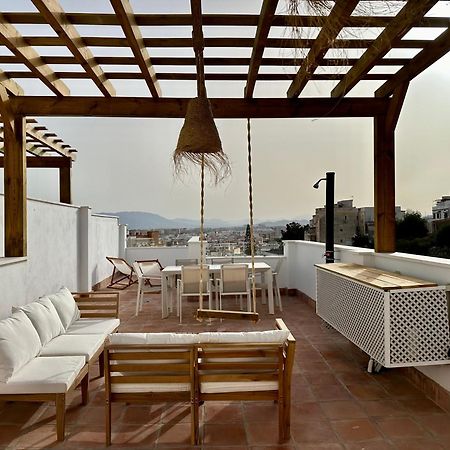 Atico Con Solarium Y Bbq Cerca Del Centro 6 Pax Leilighet Málaga Eksteriør bilde