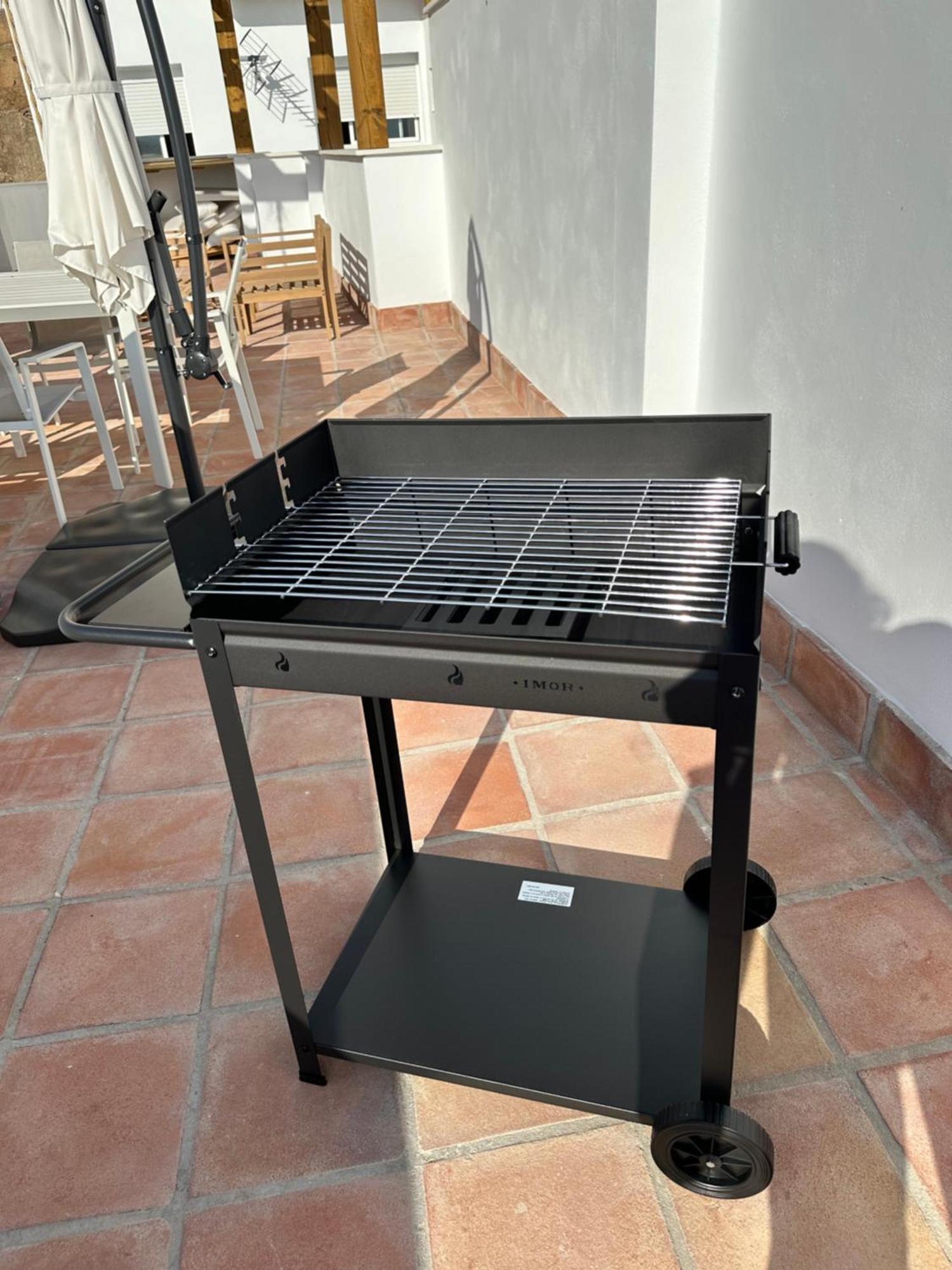 Atico Con Solarium Y Bbq Cerca Del Centro 6 Pax Leilighet Málaga Eksteriør bilde