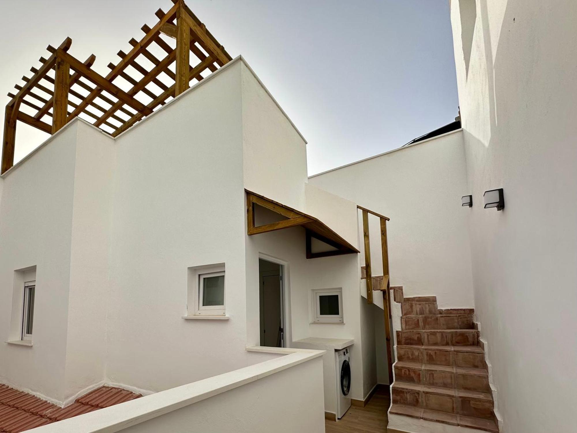 Atico Con Solarium Y Bbq Cerca Del Centro 6 Pax Leilighet Málaga Eksteriør bilde