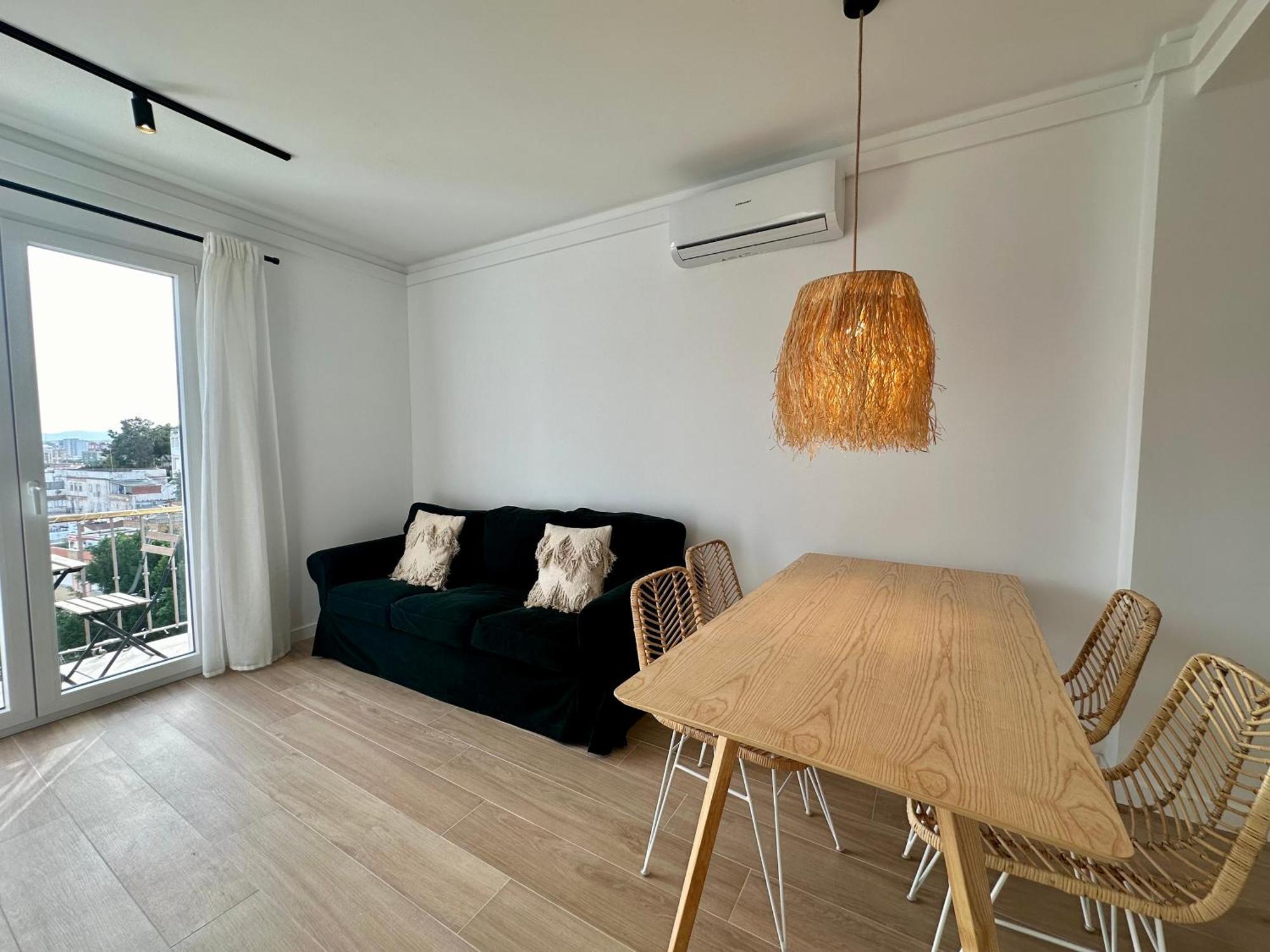 Atico Con Solarium Y Bbq Cerca Del Centro 6 Pax Leilighet Málaga Eksteriør bilde